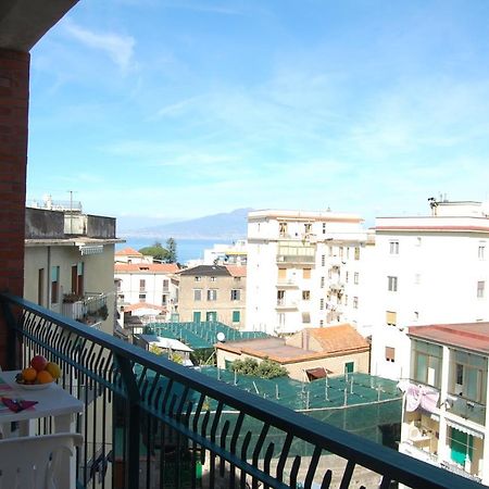La Reginella Apartment ซอร์เรนโต ภายนอก รูปภาพ